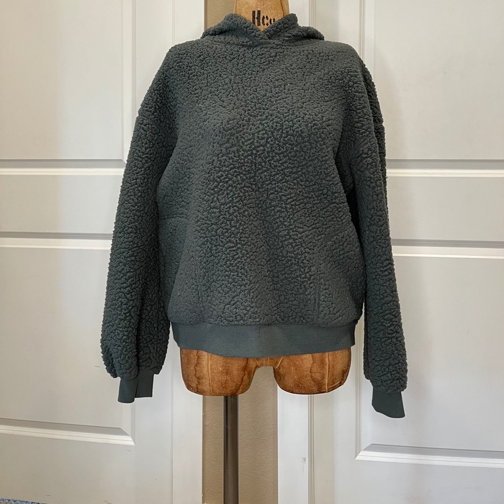 Universal Thread Fuzzy Hoodie